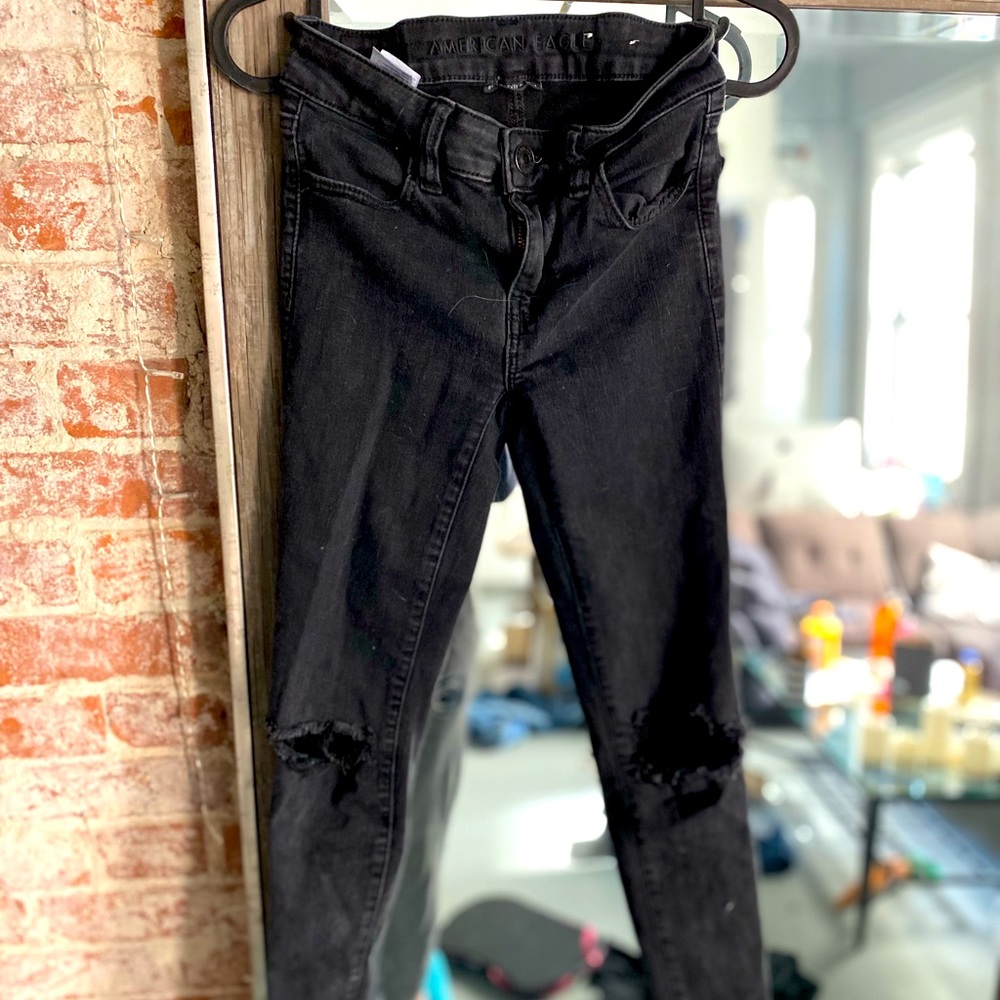American Eagle Blacked Distressed Jeggings